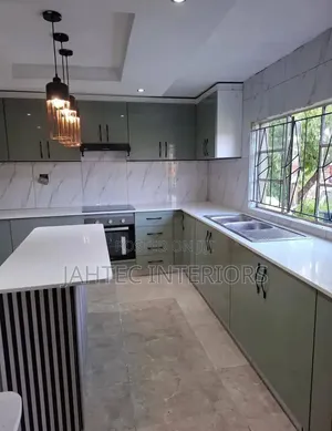 Kitchen Master for All Cabinets Design and Fitting