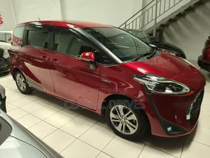 Toyota Sienta 2019 Maroon