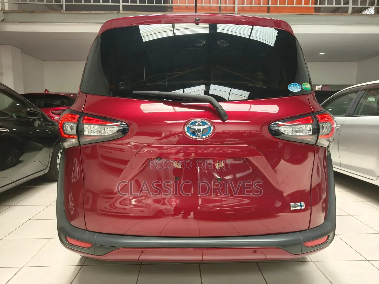 Toyota Sienta 2019 Maroon