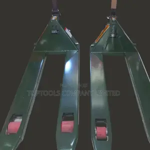 Hand Pallet Truck Capacity: 3000kgs (3ton)