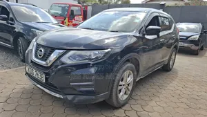 Nissan X-Trail 2.0 Petrol AWD 2017 Black