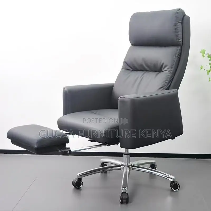 Gray Executive Leather Boss Chair.