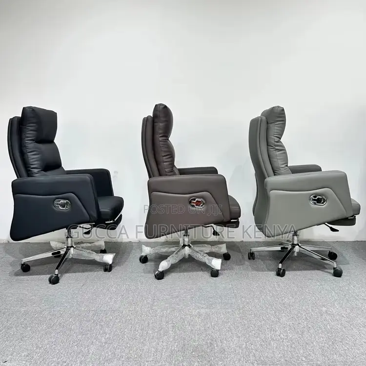 Gray Executive Leather Boss Chair.