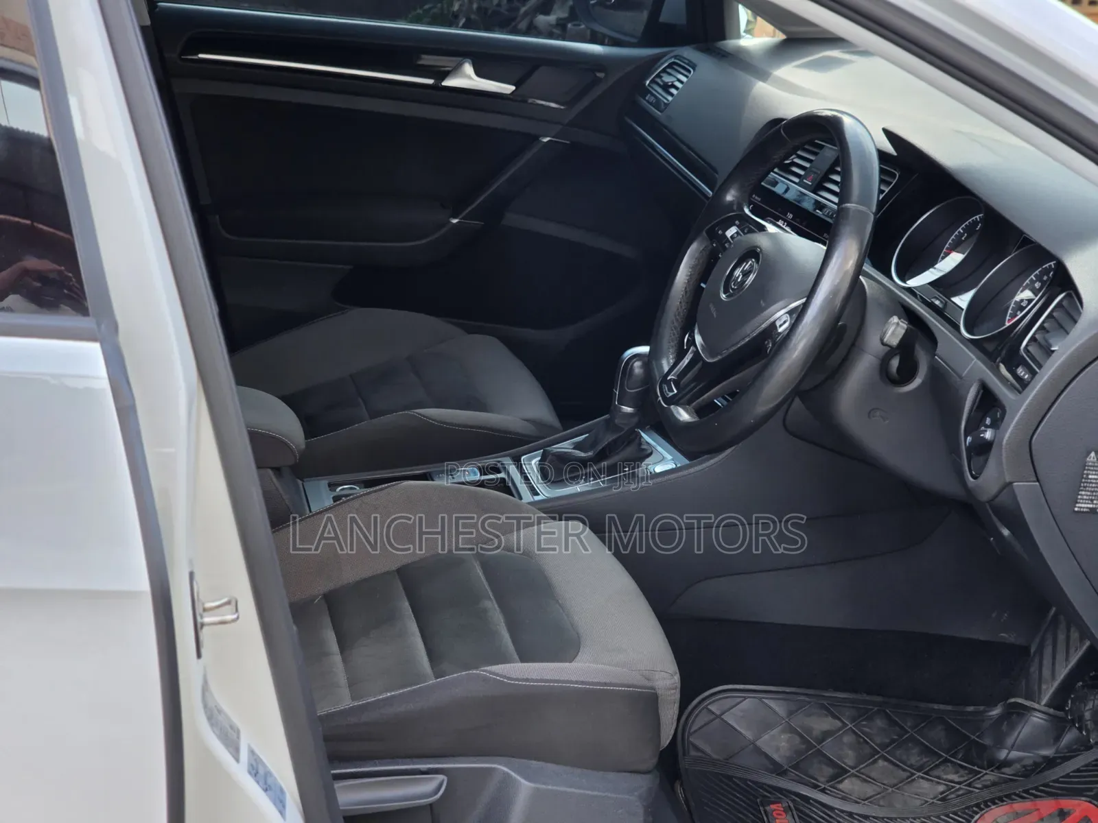 Volkswagen Golf 2018 White