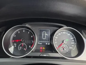 Volkswagen Golf 2018 White