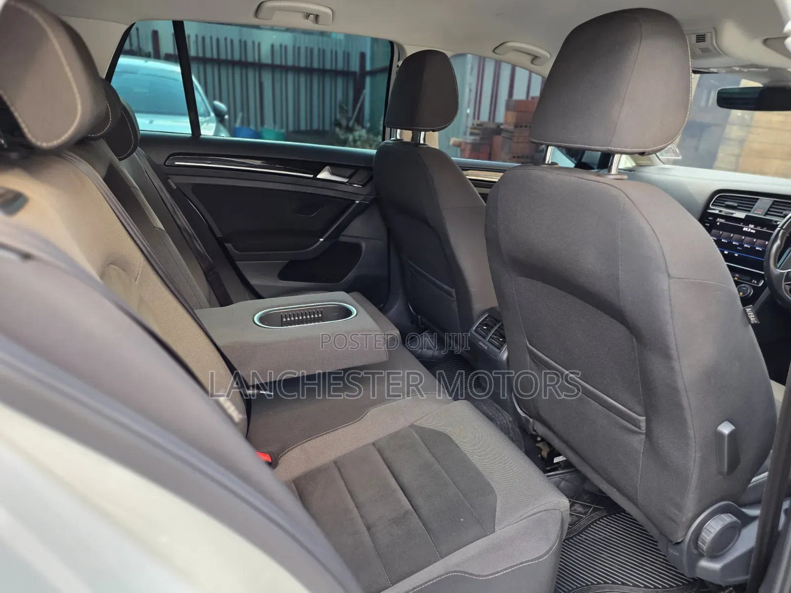 Volkswagen Golf 2018 White