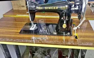Singer Sewing Machine Set With Electric Motor