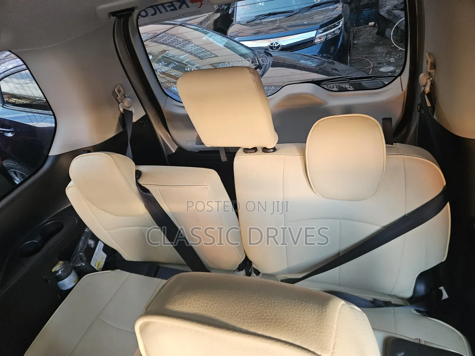 Nissan Serena 2019 Brown