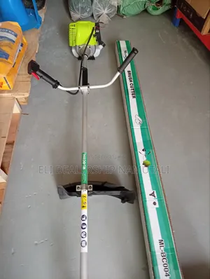 Professional Brush Cutter Ml-Bc004 Fuel Efficient 4-Stroke Engine