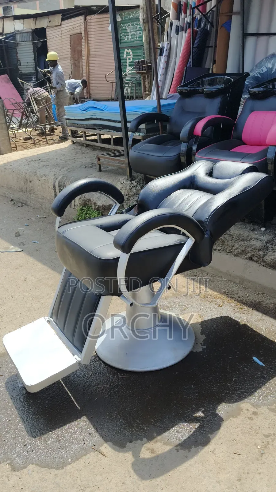 Adjustable Barber Chair