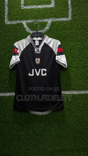 Arsenal JVC 1992/1994 Black Retro Jersey.