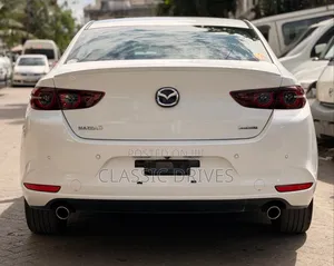 Mazda 3 2019 White