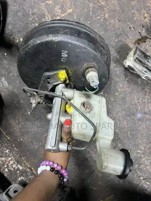Hilux Vigo Brake Booster