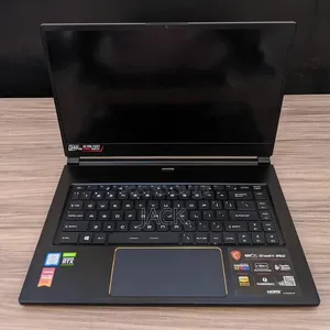 Laptop MSI Creator 17 B11UG-414 16GB Intel Core i7 SSD 512GB