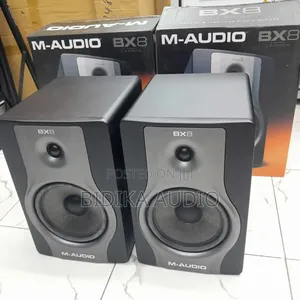 M-Audio Bx8 Carbon Studio Monitor Speakers
