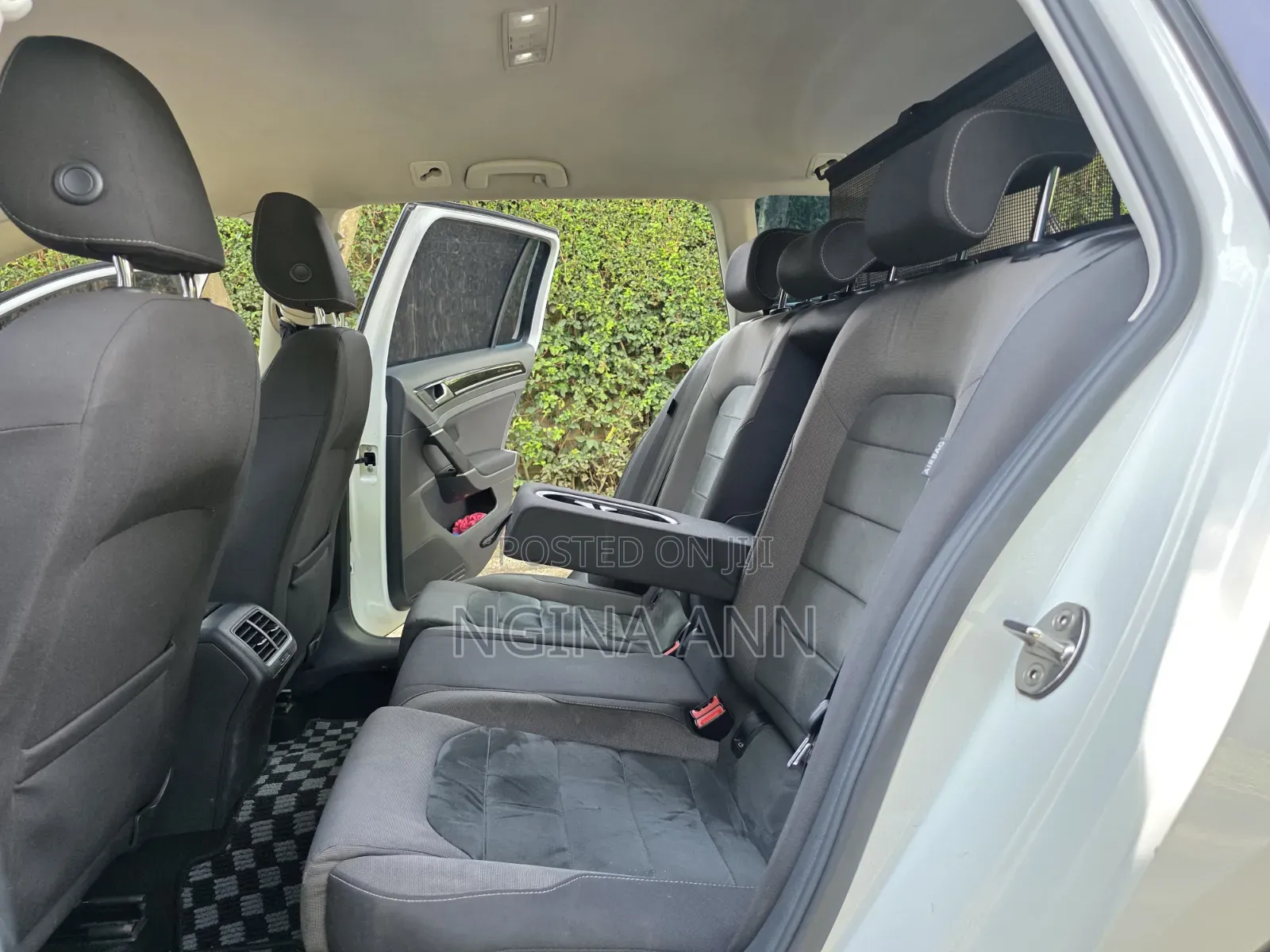 Volkswagen Golf 2018 White