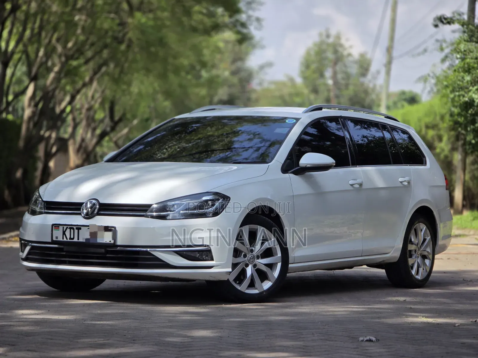 Volkswagen Golf 2018 White