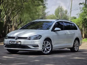 Volkswagen Golf 2018 White