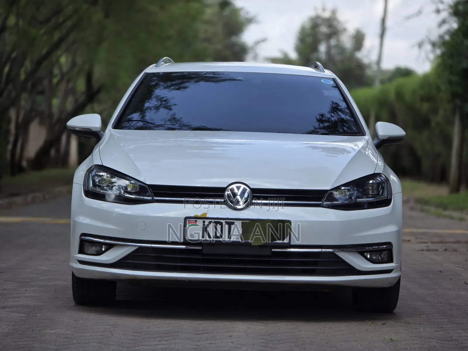 Volkswagen Golf 2018 White