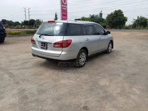Nissan Wingroad 2010 Silver