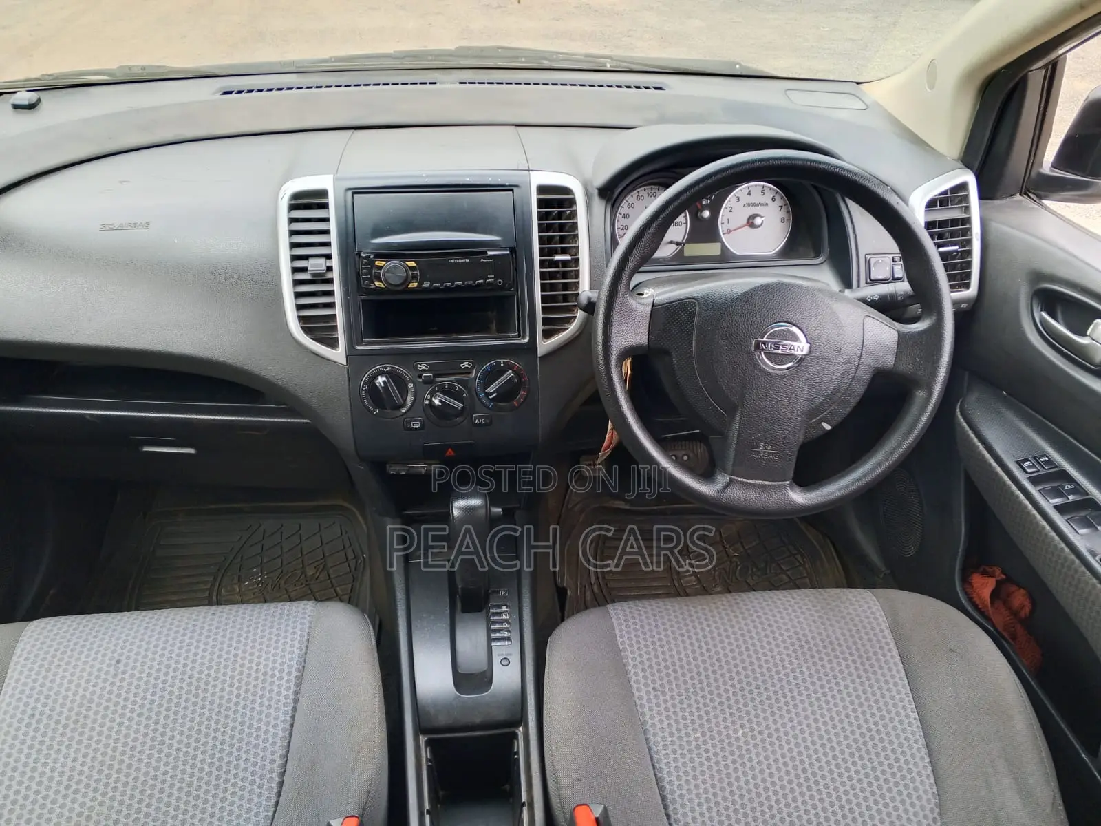 Nissan Wingroad 2010 Silver