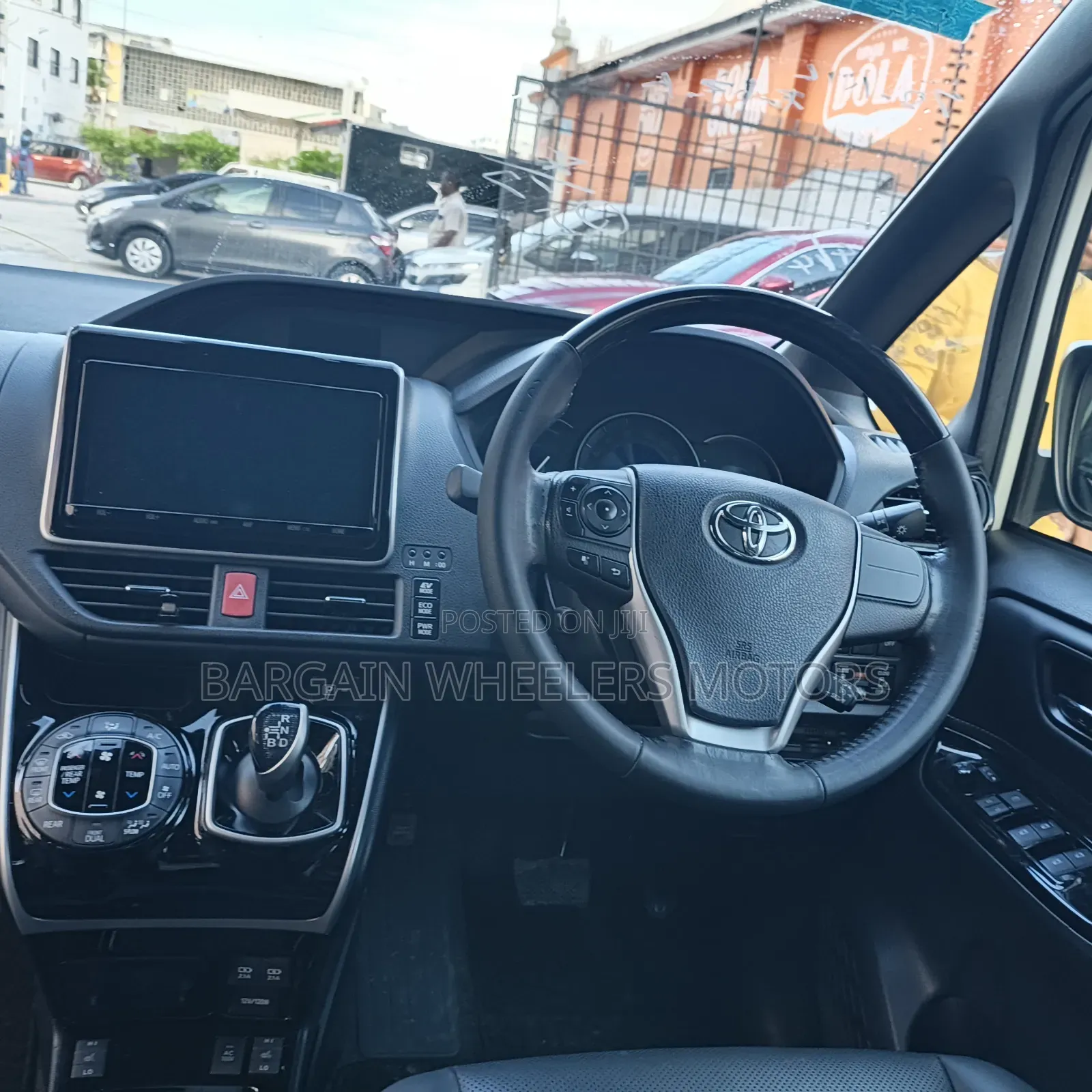 Toyota Esquire 2020 White
