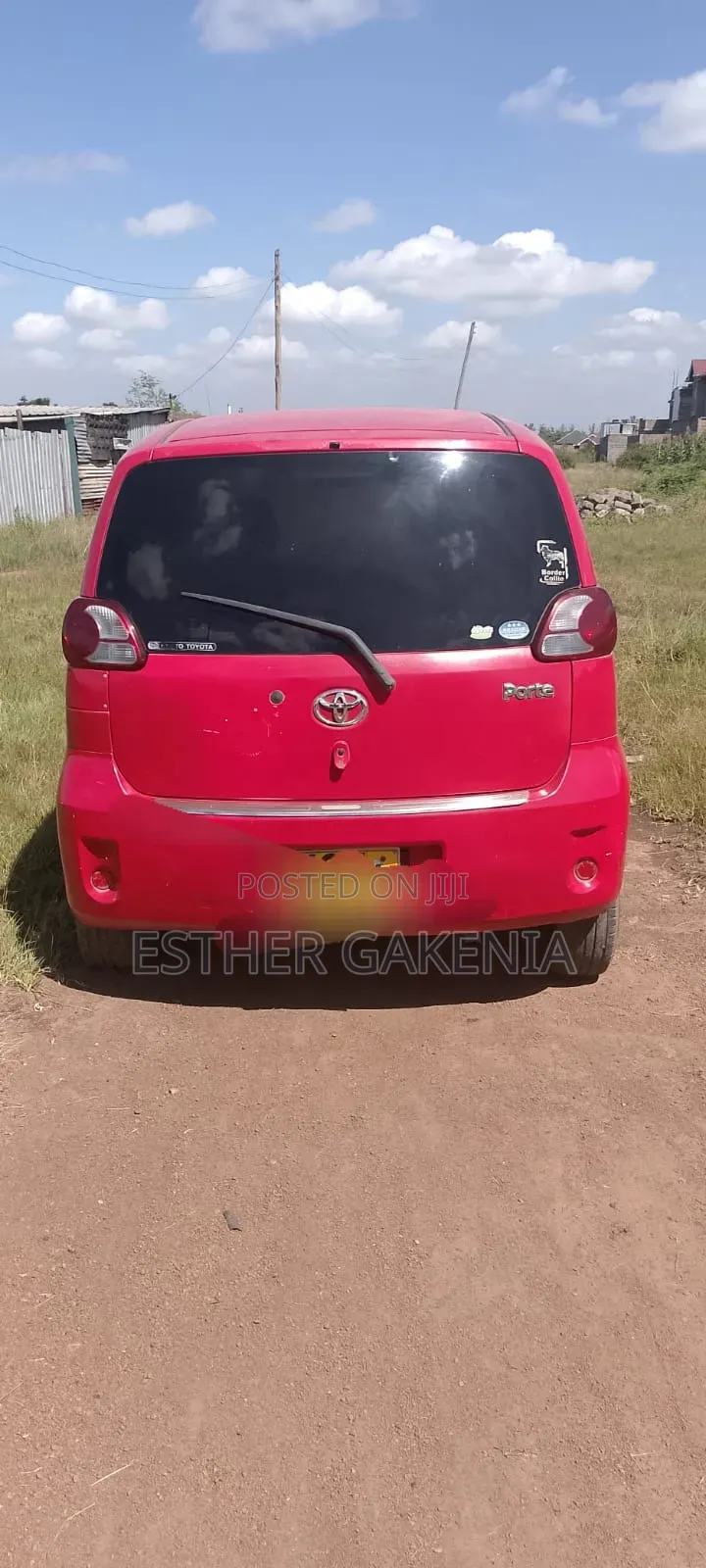 Toyota Porte 2009 Red