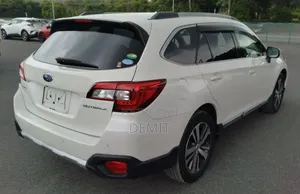 Subaru Outback 2.5i AWD 2019 White