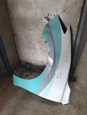 Mazda Axela Wing