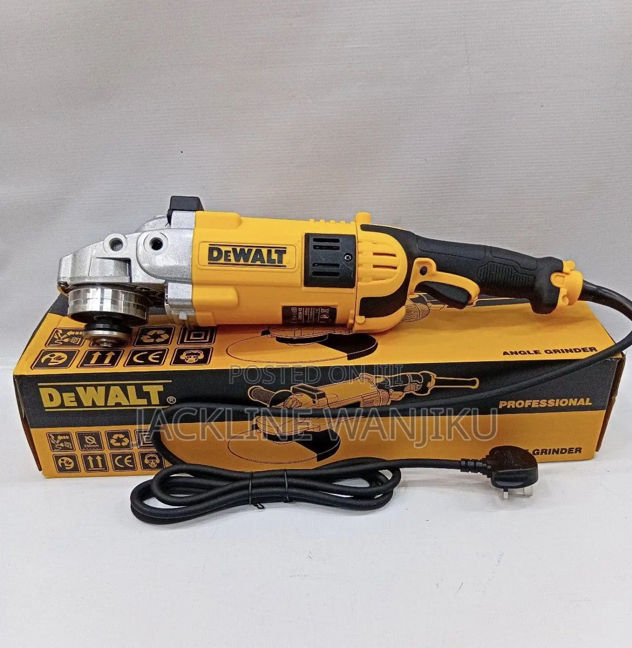 Dewalt Angle Grinder Machine 2600w/ Affordable 9” Dewalt Angle Grinder
