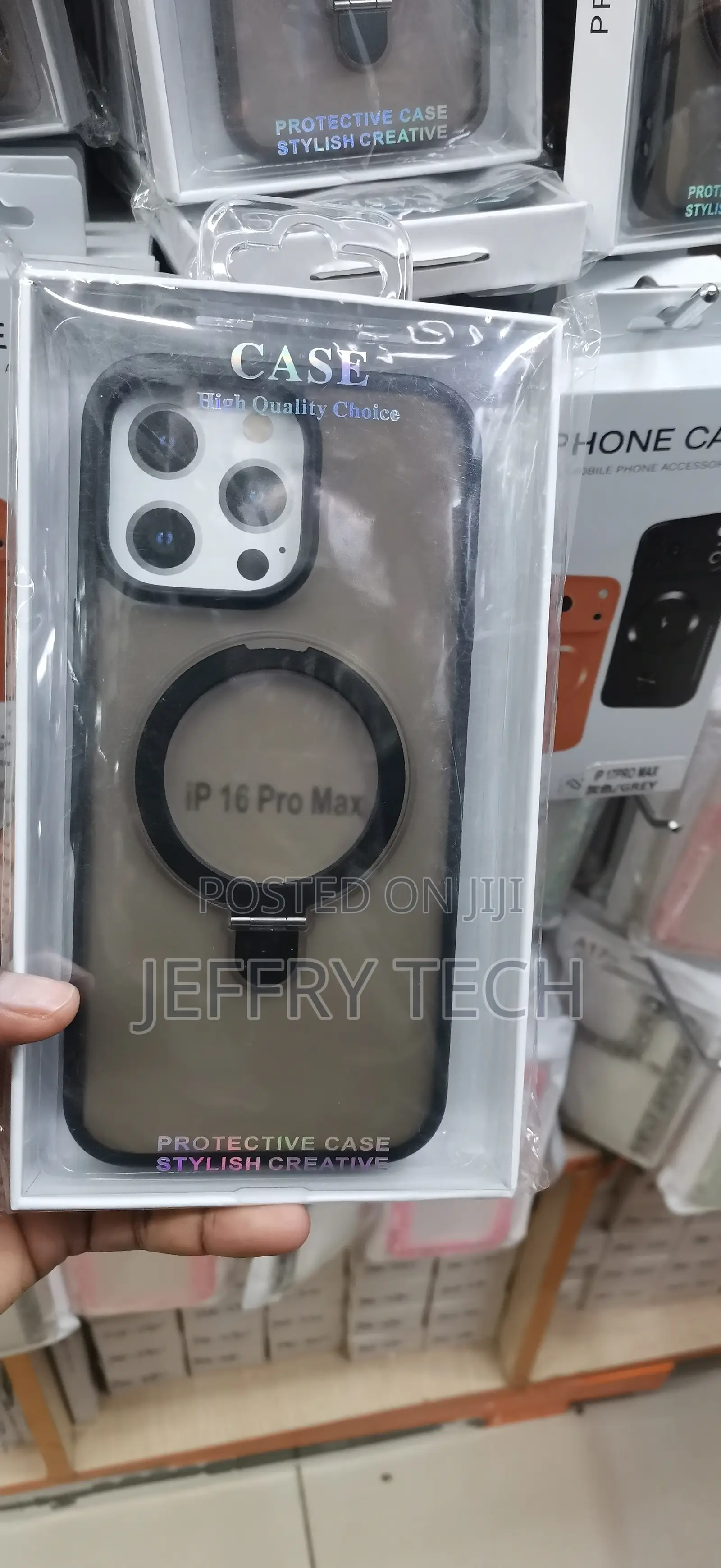 iPhone 16 Pro Max Smudge-Resistant Frosted Panel Case