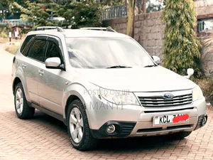 Subaru Forester 2010 Silver