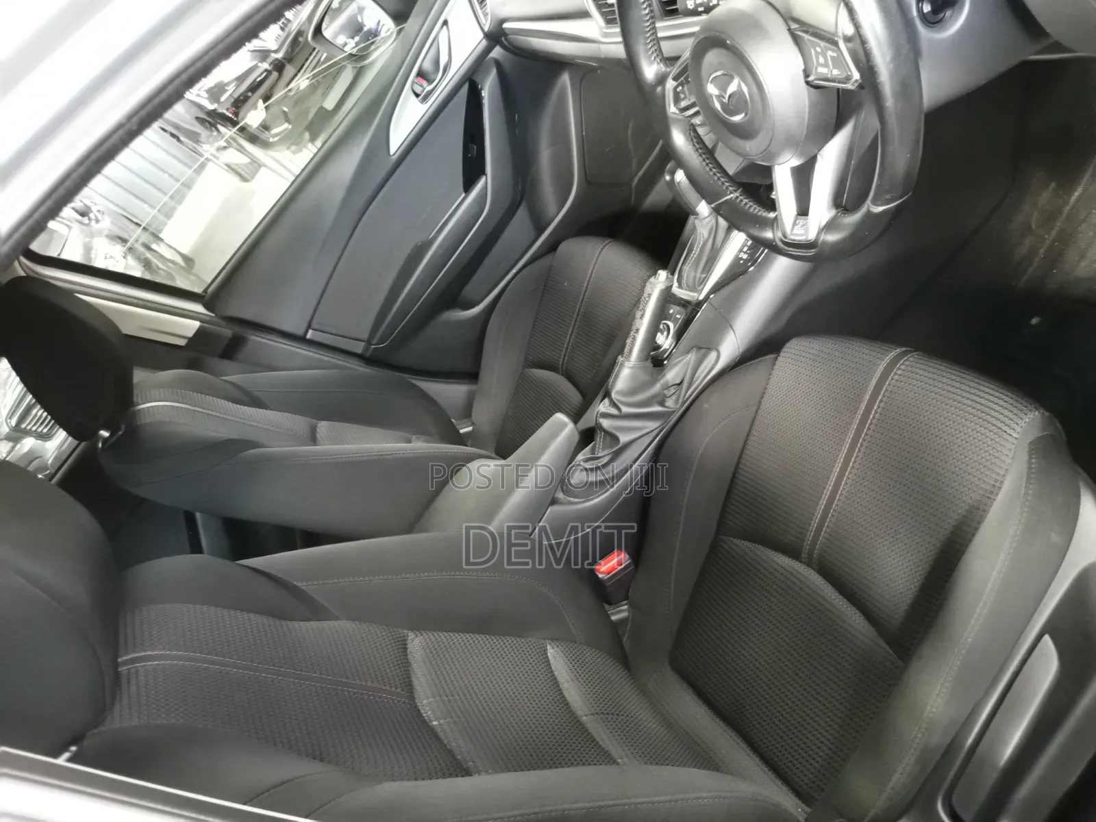 Mazda Axela 2019 Silver