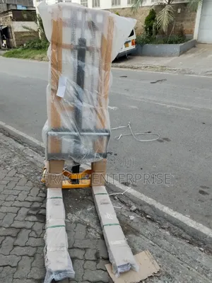 Warehouse Stacker/ Manual Stacker