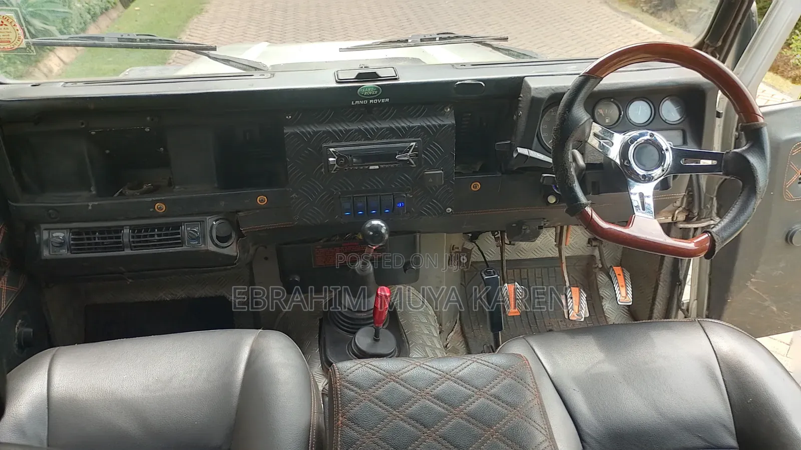 Land Rover Defender 2000 Gray