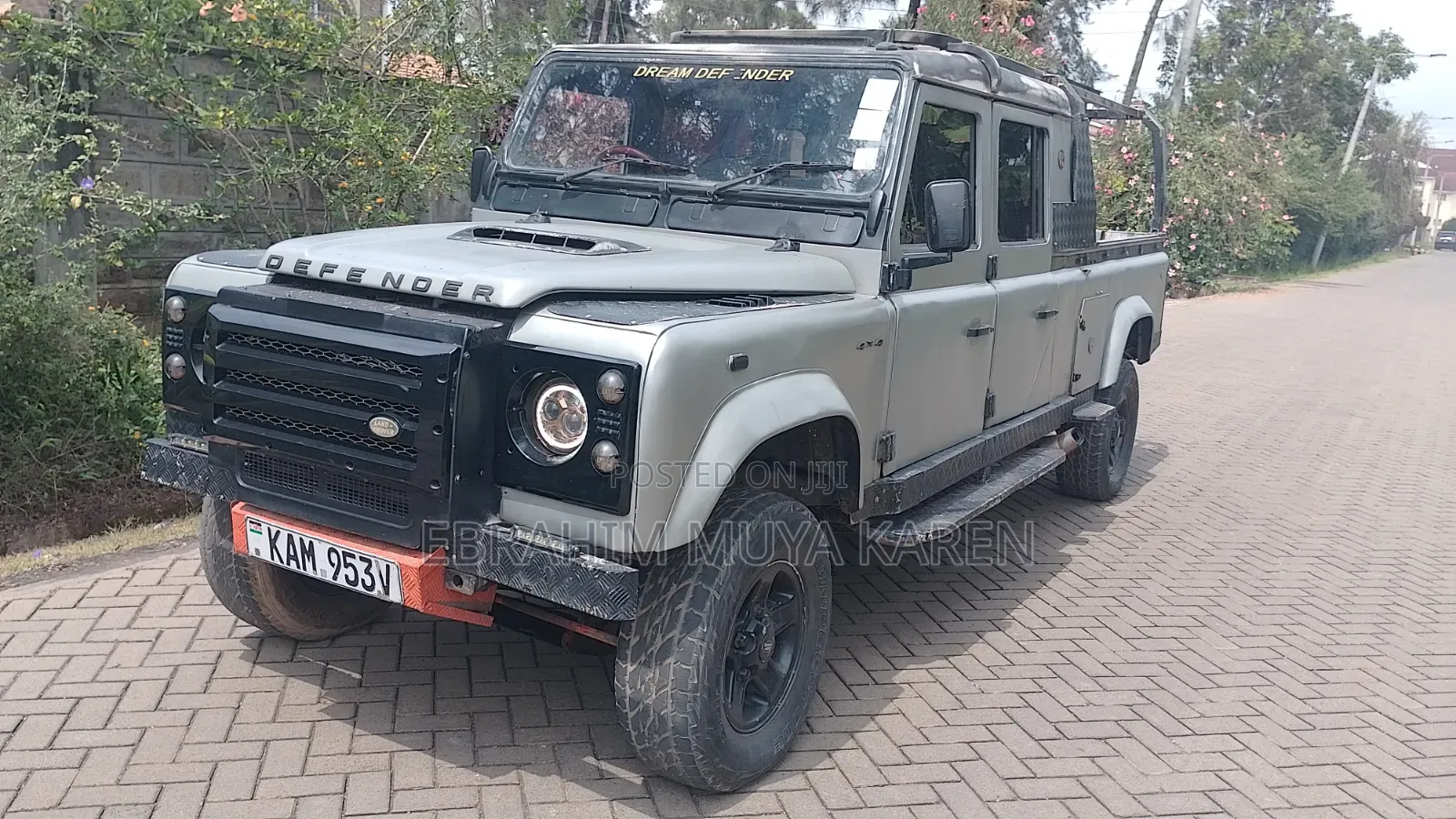 Land Rover Defender 2000 Gray