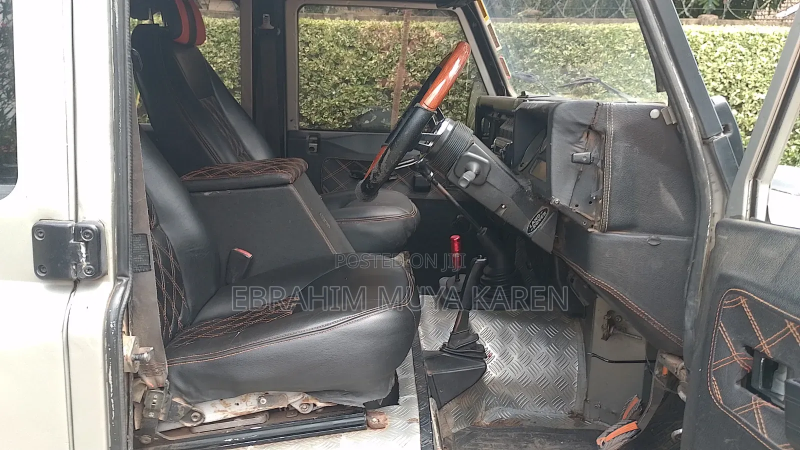 Land Rover Defender 2000 Gray