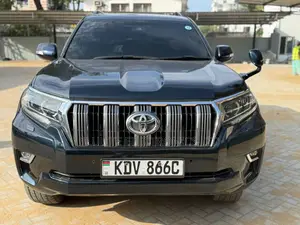 Toyota Land Cruiser Prado 2019 Black