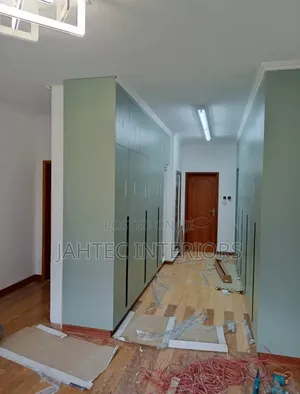 Interior Design Near U