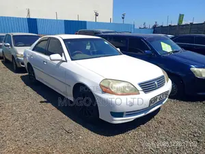 Toyota Mark II 2004 White