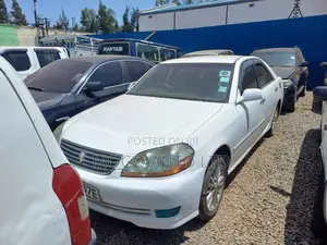 Toyota Mark II 2004 White