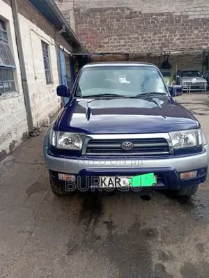 Toyota Hilux Surf 1996 Blue