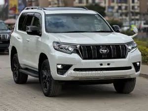 Toyota Land Cruiser Prado 2.7 2021 Pearl