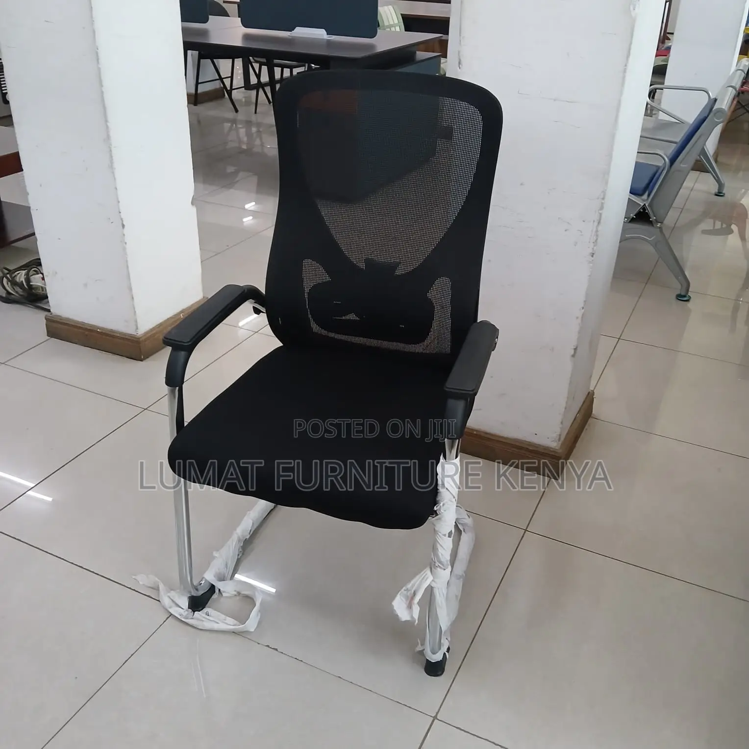 Aircomfort Visitor Chair