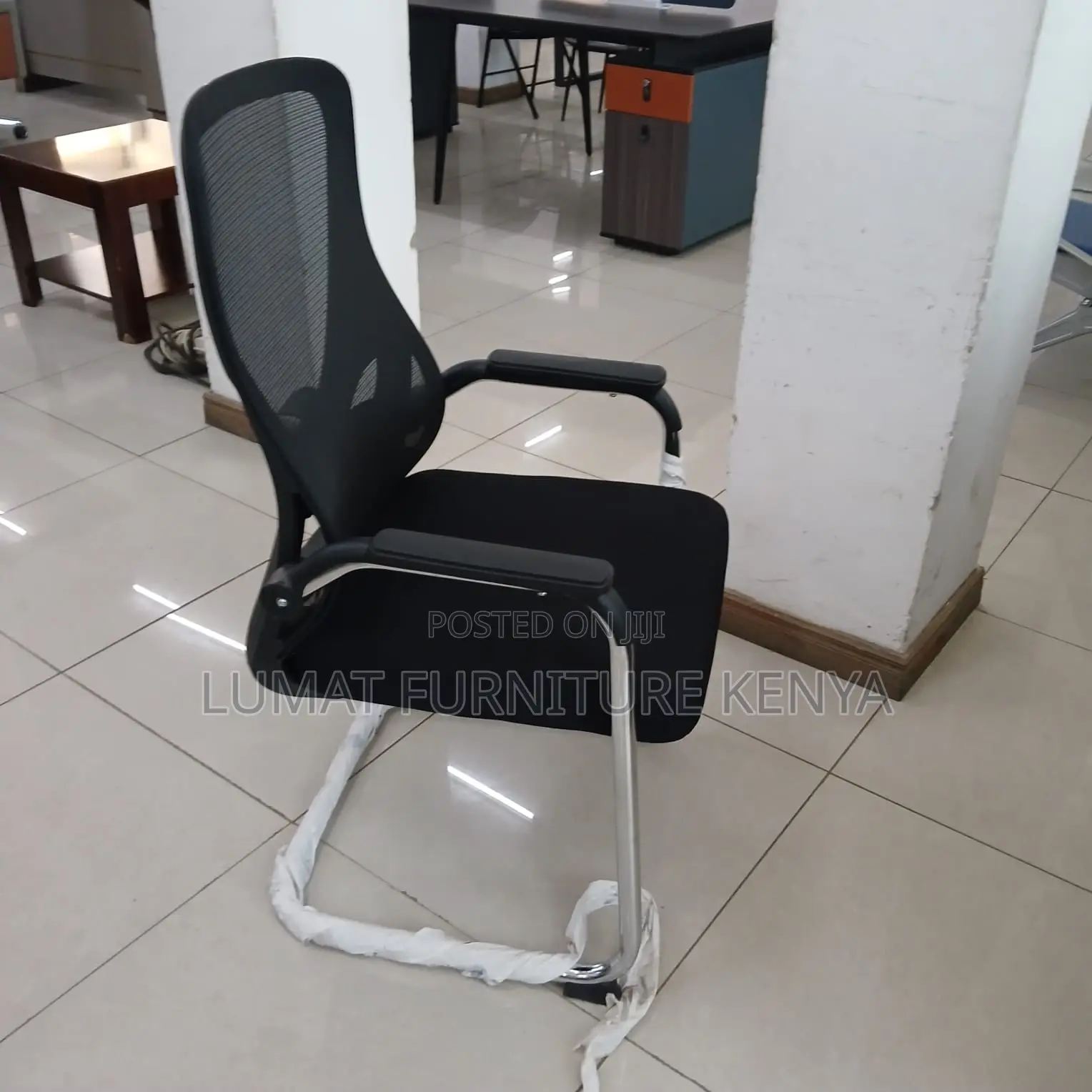 Aircomfort Visitor Chair