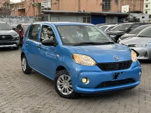 Toyota Passo 1.0 FWD 2018 Blue