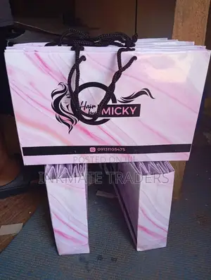 Retail Custom Gift Bag Branding and Printing