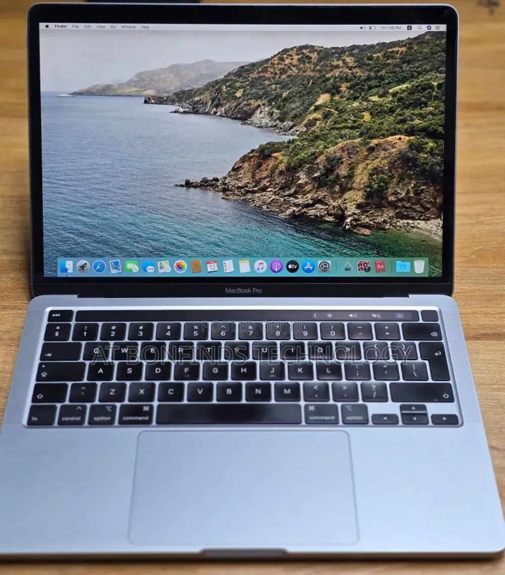 Laptop Apple MacBook Pro 32GB Intel Core i7 SSD 1T