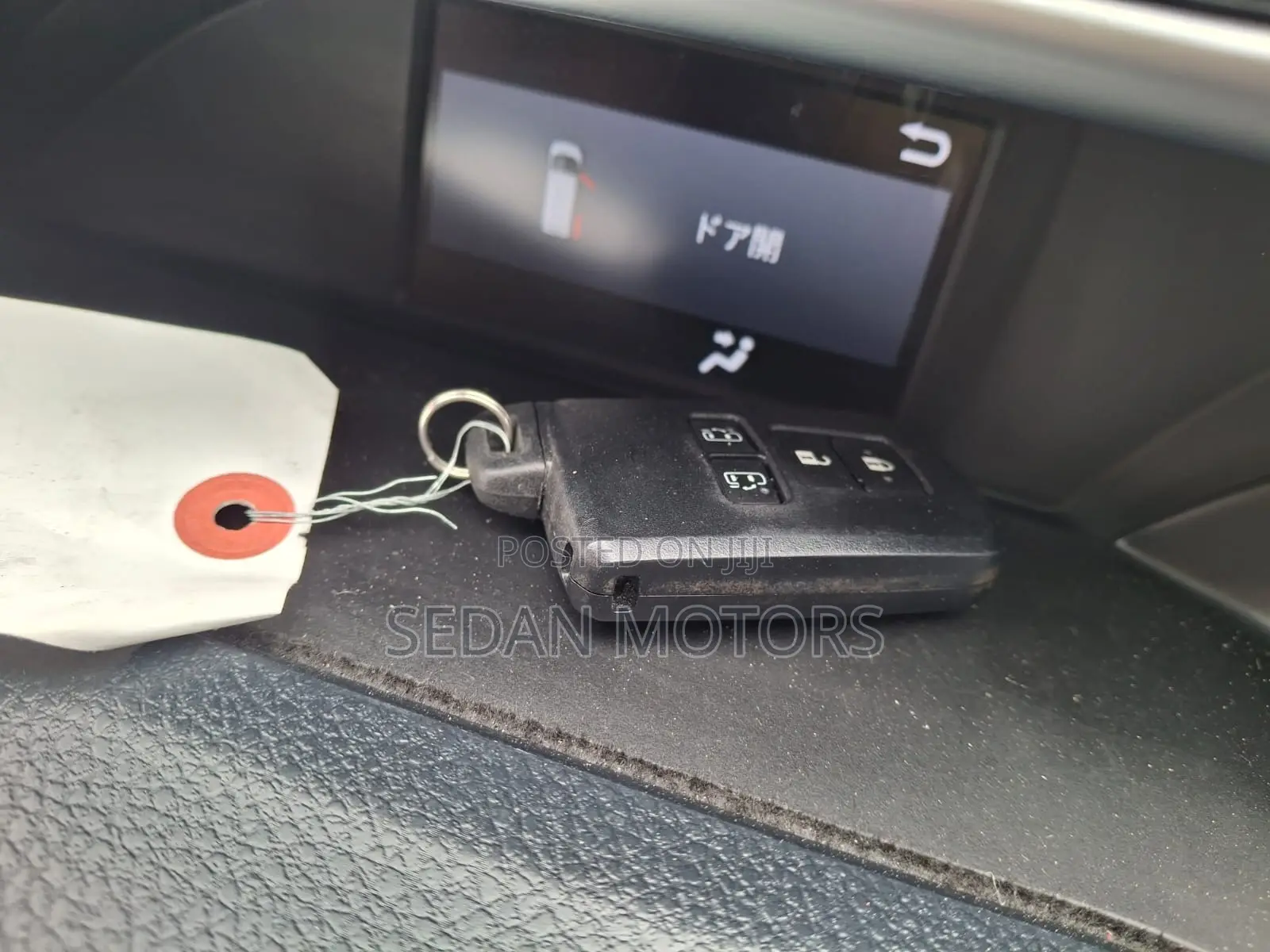 Toyota Noah 2019 Ivory