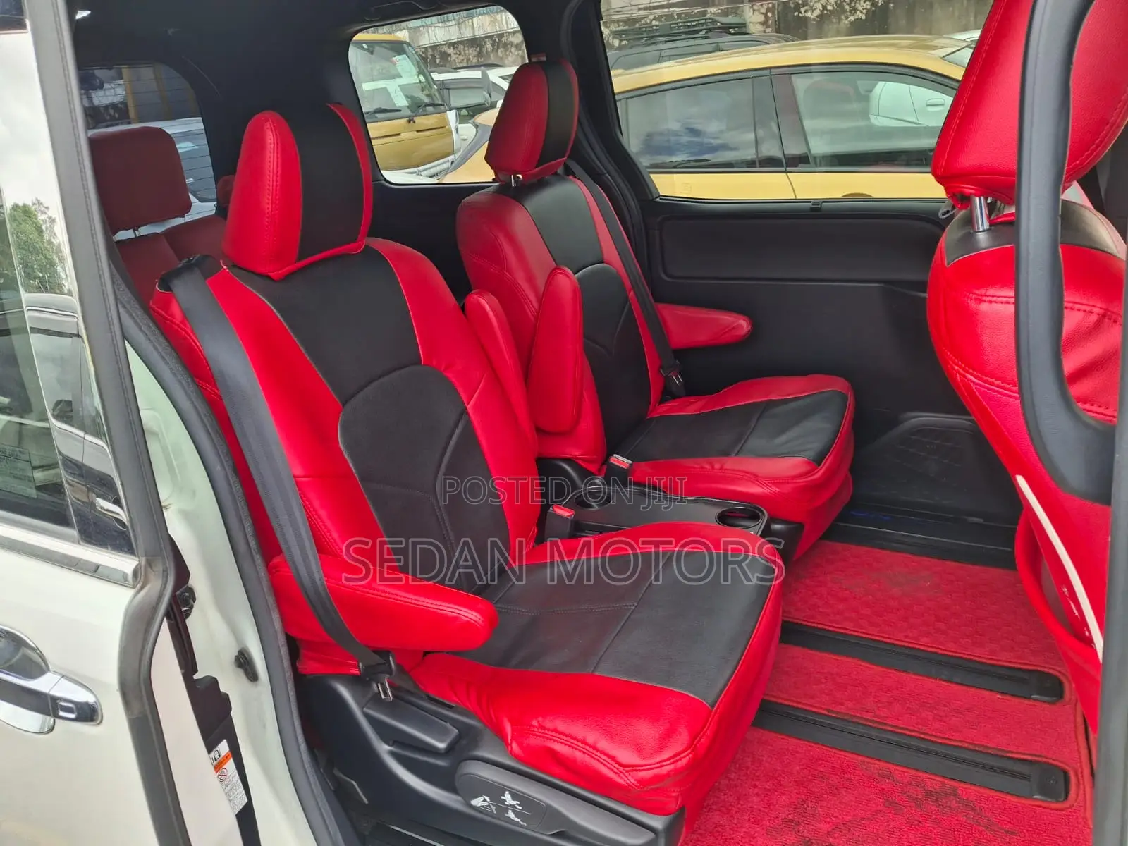 Toyota Noah 2019 Ivory